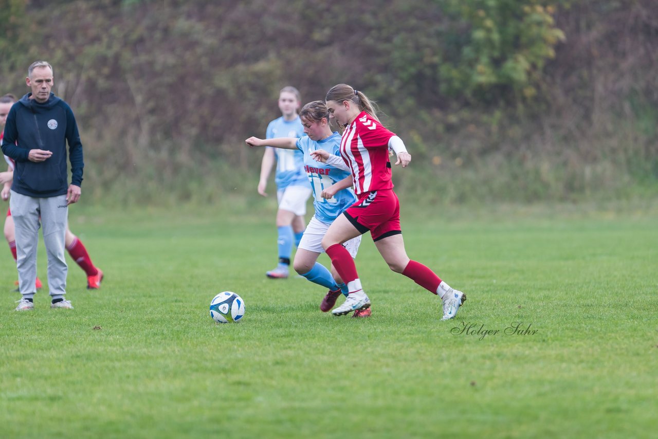 Bild 188 - wBJ TuS Tensfeld - SV Fortuna St. Juergen